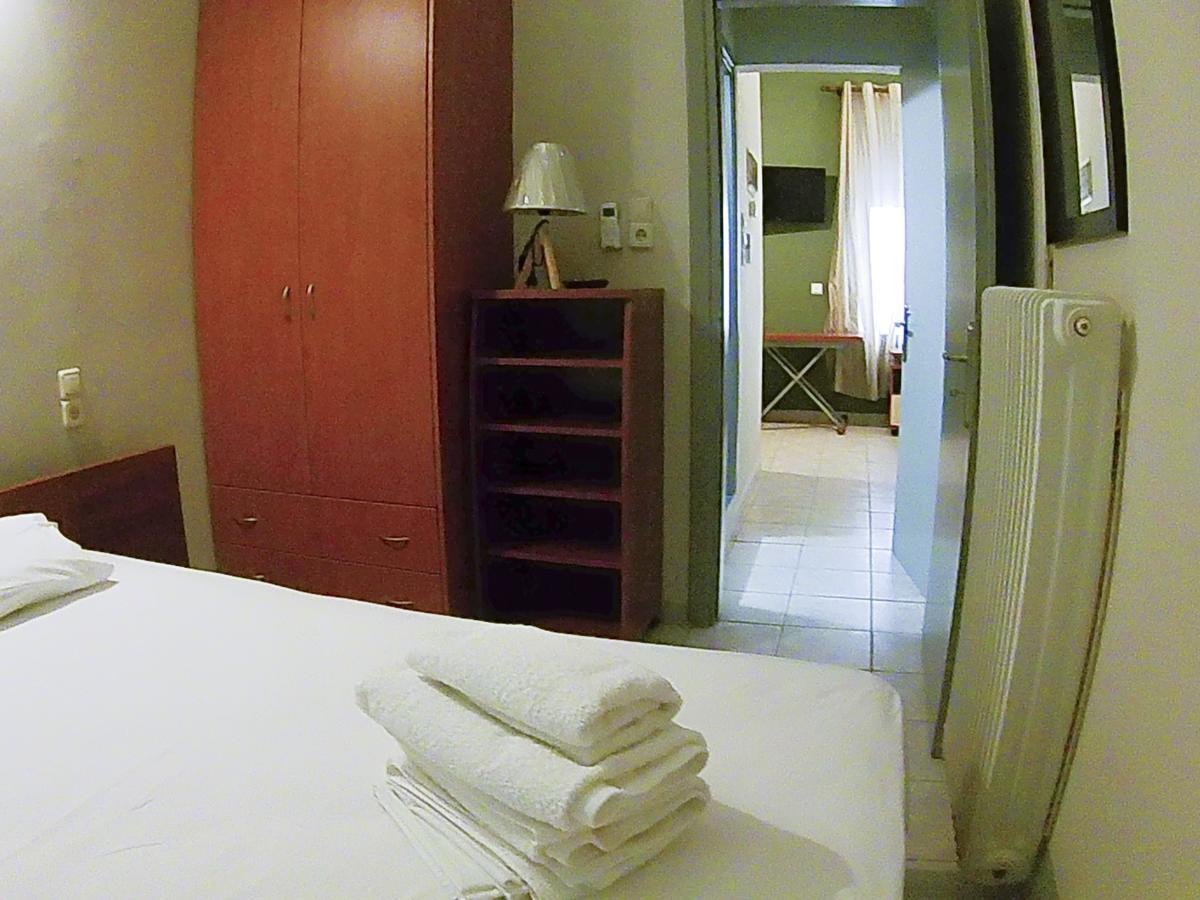 Alexander Rooms&Apartments Igoumenitsa Exteriör bild
